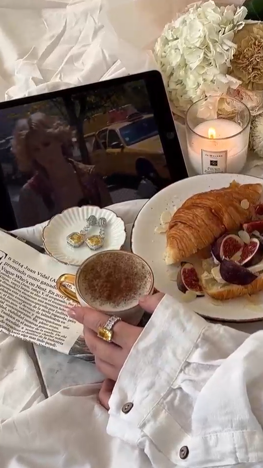 morning breakfast candle ipad elegance relax mood